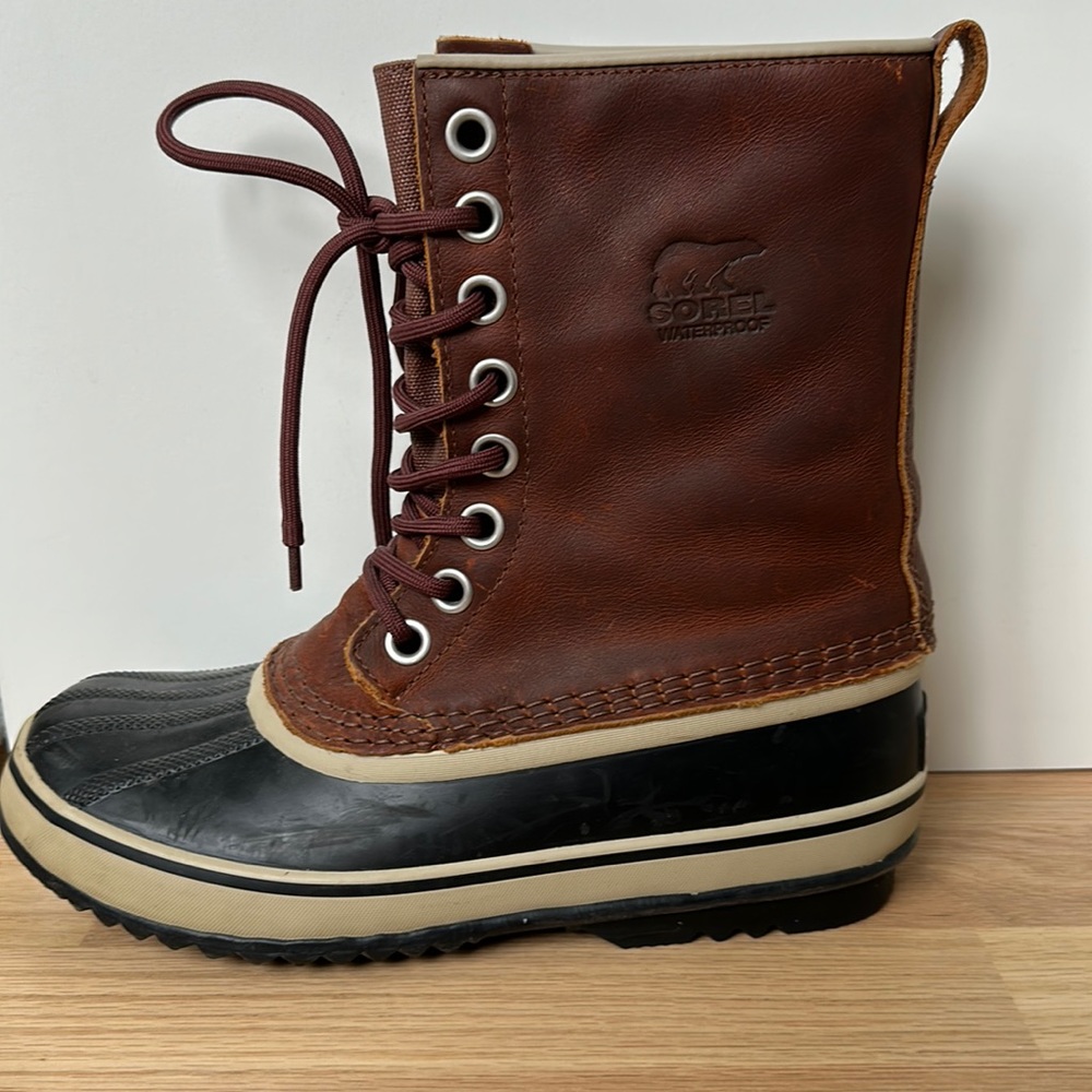 Sorel 1964 Premium Leather boots. US Women’s size 8